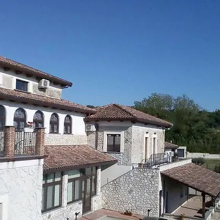 Tenuta Ferrara Hotel Altavilla Silentina