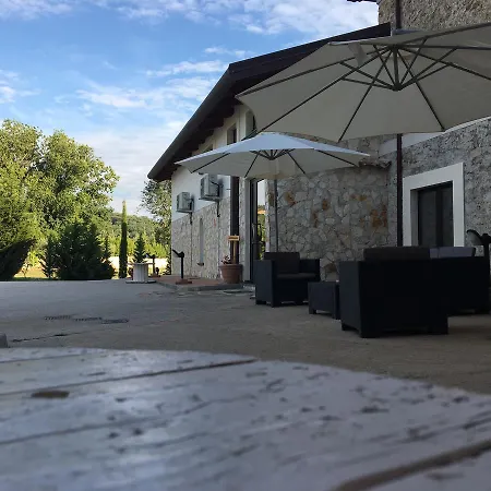 Tenuta Ferrara Hotel *