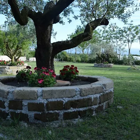 Tenuta Ferrara Hotel *